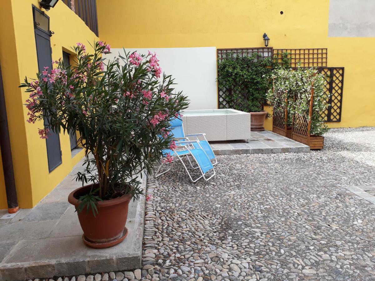 B&B La Corte Suites Salice Terme Luaran gambar