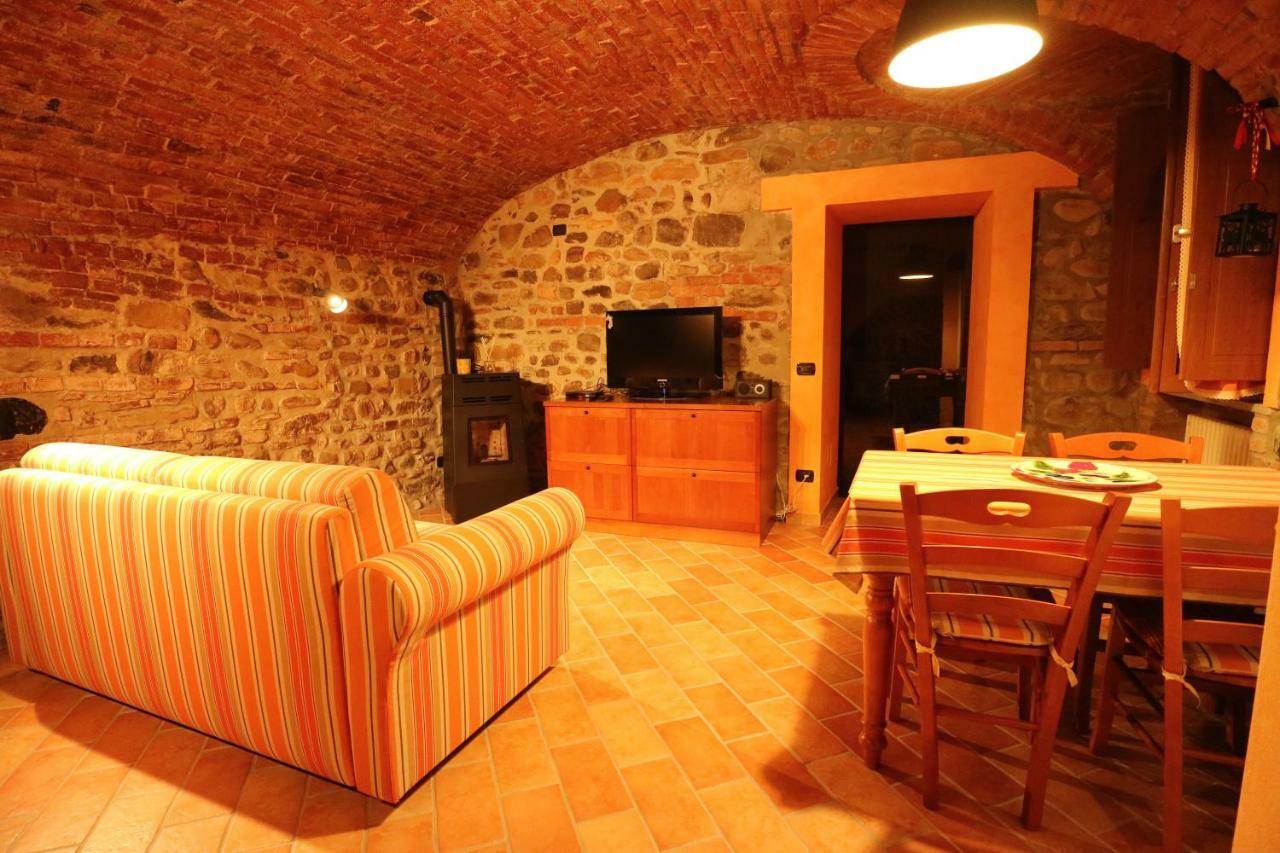 B&B La Corte Suites Salice Terme Luaran gambar